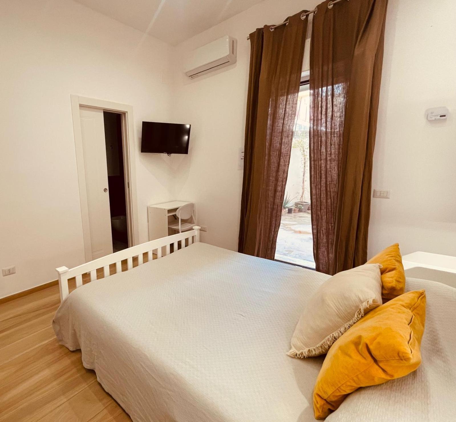 La Titina Sella Hotel Bari Kültér fotó